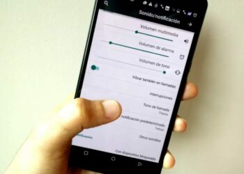 Cómo activar el ‘modo zurdo’ para WhatsApp, Telegram o Facebook Messenger