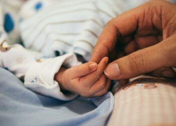 “Nacer con cariño” es una propuesta que velará por el nacimiento de bebés y la maternidad