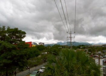 Ministerio de Medio Ambiente pronostica poca lluvia para este jueves debido al ingreso de polvos del Sahara