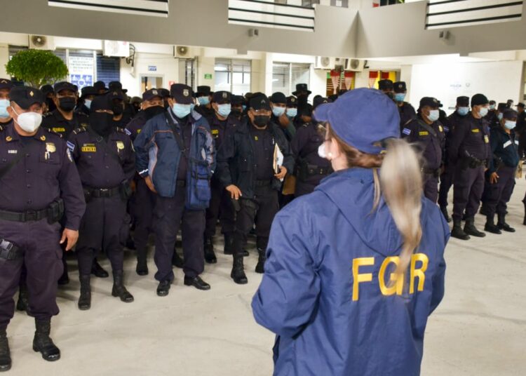 Homicidas, extorsionistas y violadores son capturados en Santa Ana