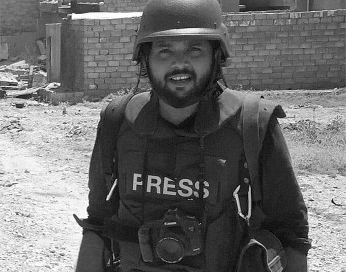 Asesinaron al periodista Danish Siddiqui mientras cubría sangrientos combates entre el ejército afgano y los talibanes