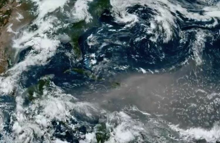 Mañana jueves ingresan a El Salvador polvos del Sahara