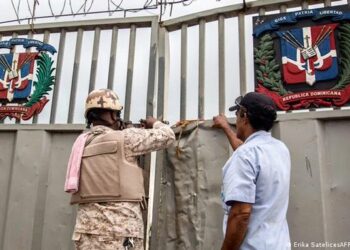 República Dominicana convocó al alto mando militar y cerró su frontera con Haití tras el asesinato del presidente Jovenel Moise