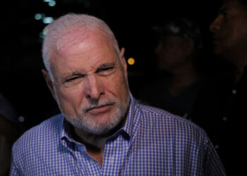 El expresidente panameño Ricardo Martinelli enfrenta un nuevo juicio por espionaje político