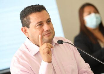 Rolando Castro se desliga de señalamientos del gobierno de EE.UU. y afirma esta semana dará postura oficial