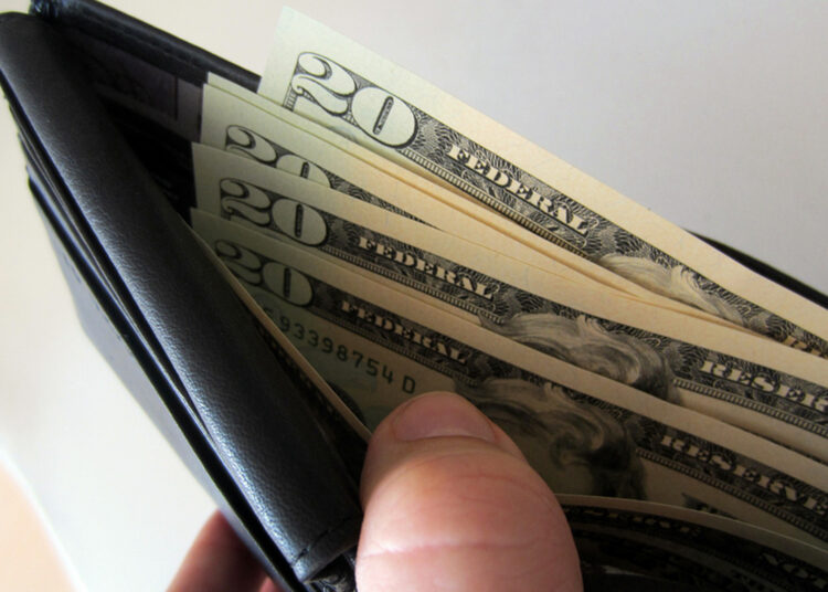 Estos son los nuevos montos de salarios mínimos establecidos tras aumento del 20%