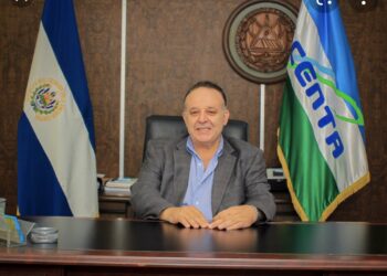 Director del CENTA es removido de su cargo por recibir sobresueldos