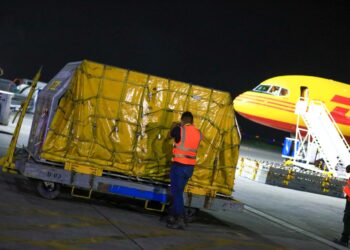 Nuevo lote de 43,290 vacunas Pfizer llega al país