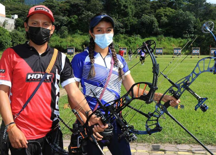 Paola Corado y Gerardo Rivas ganan en el primer ranking de tiro con arco compuesto mixto
