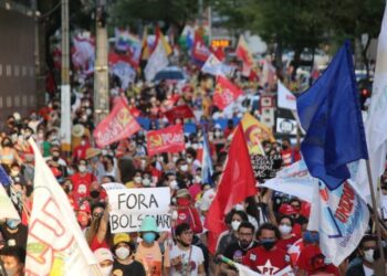 Manifestantes se toman de nuevo las calles de Brasil para pedir la salida de Bolsonaro