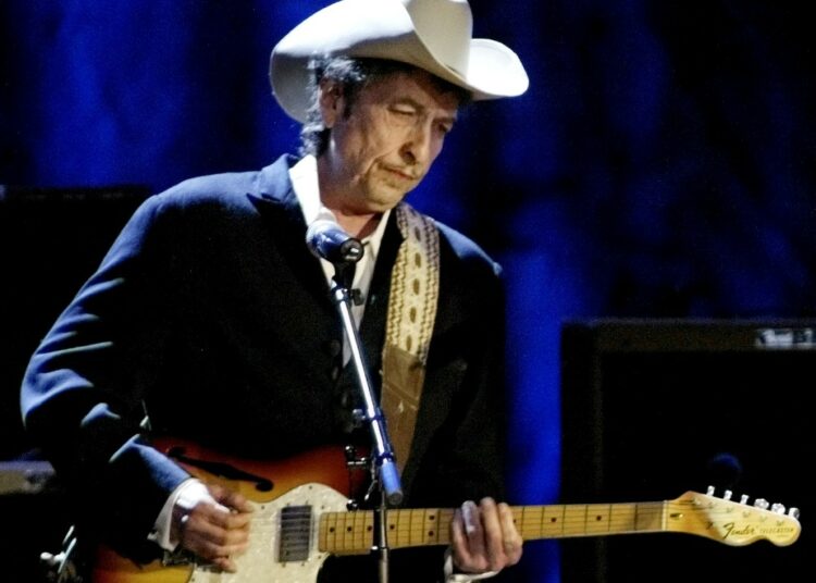 Bob Dylan es acusado de abusar sexualmente de una niña de 12 años en 1965