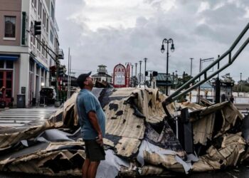 Dos muertos, daños masivos y graves inundaciones es el saldo del huracán «Ida» tras su paso por EE.UU.