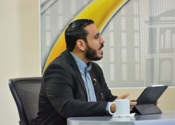 «Insistimos en la importancia que la población se vacune»: Ministro de Salud