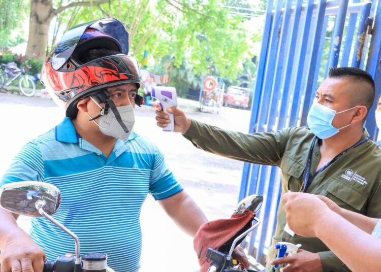 Gobierno verifica cumplimiento de protocolos de bioseguridad en el Parque Acuático Atecozol