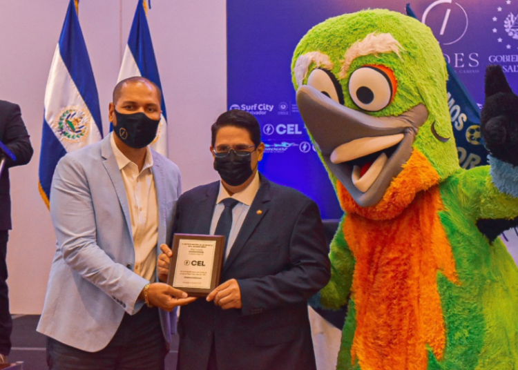 Presidente de CEL: “Quiero que sepan que somos un aliado estratégico de INDES y continuaremos apoyándolos»