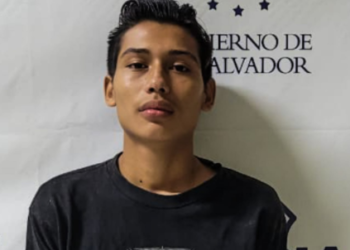 Pandillero es capturado en flagrancia mientras extorsionaba en San Miguel