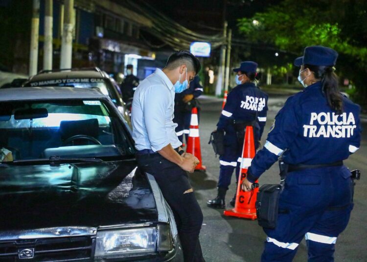 Más de 60 conductores detenidos por manejar bajo efectos del alcohol durante periodo vacacional