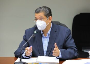 Luis Mario Rodríguez acepta que recibió doble remuneración cuando fue Secretario Jurídico