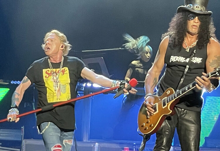 (VIDEO) Guns N’ Roses presentan «Absurd», su primer tema inédito en 13 años