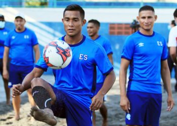 El seleccionado de fútbol playa Heber Ramos asegura que están muy motivados por su participación en el Mundial Rusia 2021