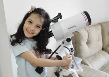 Una niña brasileña de ocho años observa siete asteroides y se convierte en la miembro más joven de la comunidad astronómica del país