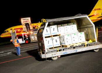 Llega al país nuevo lote de vacunas Pfizer contra el COVID-19