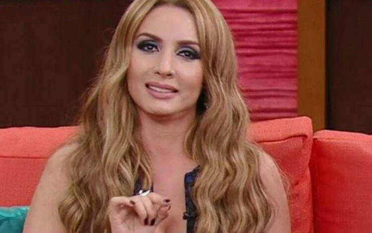 Cierran cuenta de Instagram a Paty Navidad por mensajes conspiracionistas sobre Covid-19