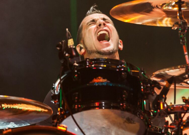 Despiden al baterista de The Offspring por no vacunarse contra el covid-19