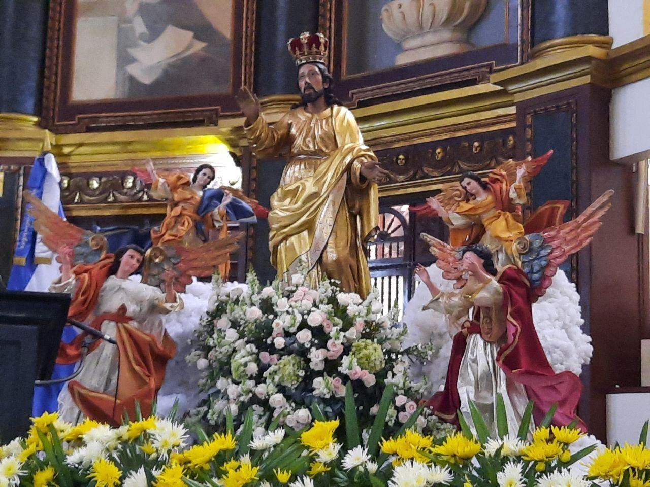 Así se celebró la misa en honor al Divino Salvador del Mundo en ...