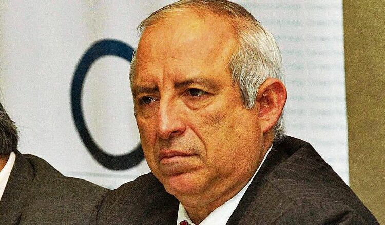 Audiencia en contra de Sigfrido Reyes y 13 acusados más es reprogramada por falta de pericias