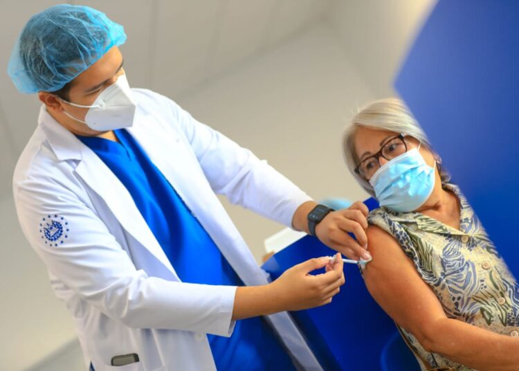 El Salvador registra más de 4.6 millones de dosis aplicadas contra la covid-19