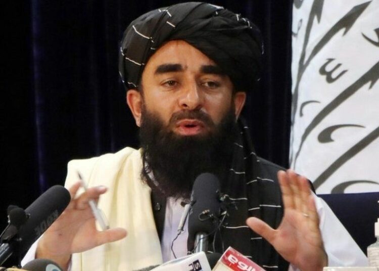 El vocero de los talibanes confirmó que la música está prohibida y habló sobre las restricciones para las mujeres en Afganistán