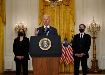 Biden: ‘No puedo garantizar el resultado final de las evacuaciones de Kabul’