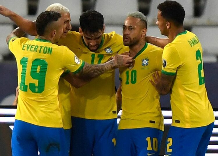 El TAS rechazó el pedido de la Liga de España y habilitó el viaje de los jugadores convocados para disputar las eliminatorias