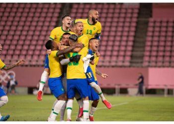 Brasil derrotó a España en tiempo extra y se quedó con la medalla de oro en el torneo masculino de fútbol de los Juegos Olímpicos