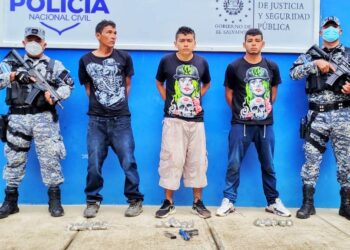 Tres pandilleros son capturados con abundante cantidad de droga en La Paz