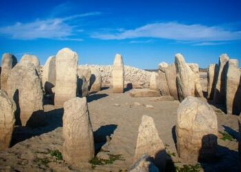 El ‘Stonehenge español’ oculto bajo las aguas de un embalse vuelve a aparecer en la superficie