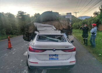 Fatal accidente de tránsito en carretera a Santa Ana deja 4 fallecidos
