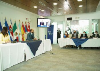 Gobierno y BCIE acuerdan financiamiento de $50 millones para Programa de Vivienda y Vida Digna