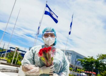 Otros 23 pacientes se recuperan del COVID-19 en el Hospital El Salvador