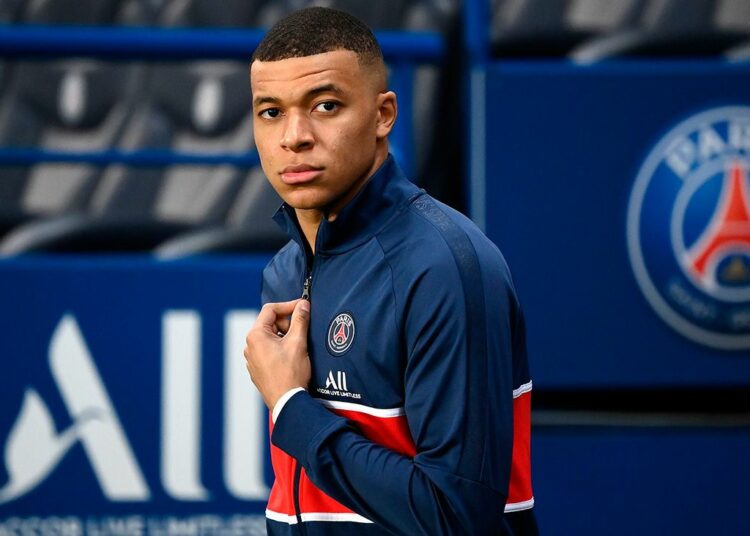 Kylian Mbappé rechazó nuevamente renovar con el PSG y ya piensan en su venta