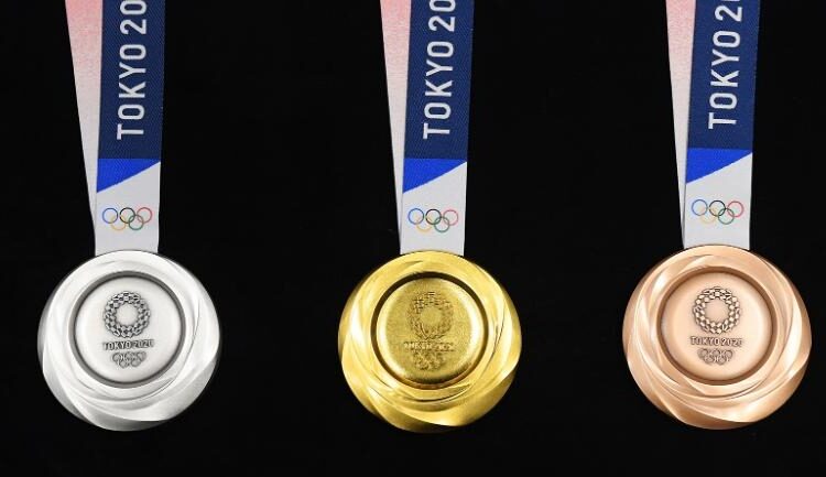 Por qué la lucha entre China y EE.UU. por ganar los Juegos se dio vuelta en el último día