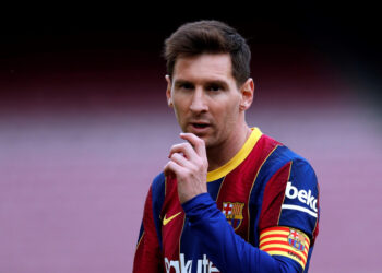 Leo Messi se reportará con el Barcelona hasta que firme su nuevo contrato