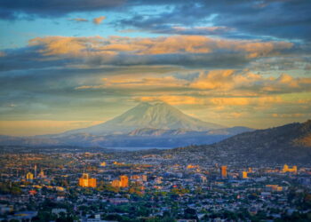 Economía salvadoreña crecerá un 9% según proyecciones del BCR