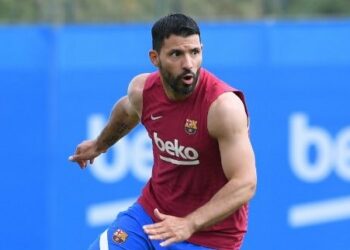 Por qué el Barcelona todavía no inscribe a Sergio Agüero como fichaje