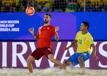 Suiza da el bombazo al derrotar a Brasil en el Mundial de fútbol playa