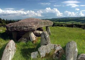 Descubren el origen de la famosa ‘piedra de Arturo’, un monumento de 5.700 años considerado Patrimonio Cultural de la Humanidad