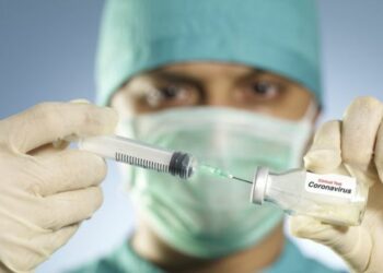 Por qué es esencial que la sociedad se vacune con dos dosis para enfrentar la variante Delta del coronavirus