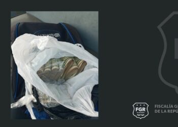 Capturan a dos lancheros del Golfo de Fonseca que transportaban $11,000 en efectivo