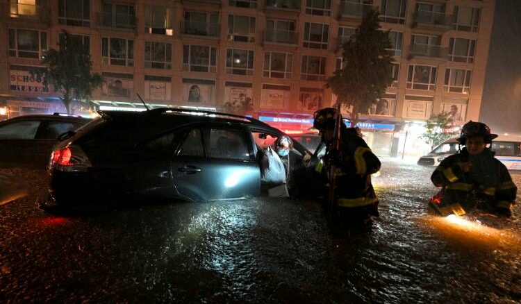 (VIDEOS) Tormenta Ida deja al menos nueve muertos por las inundaciones en Nueva York, Nueva Jersey y Pennsylvania